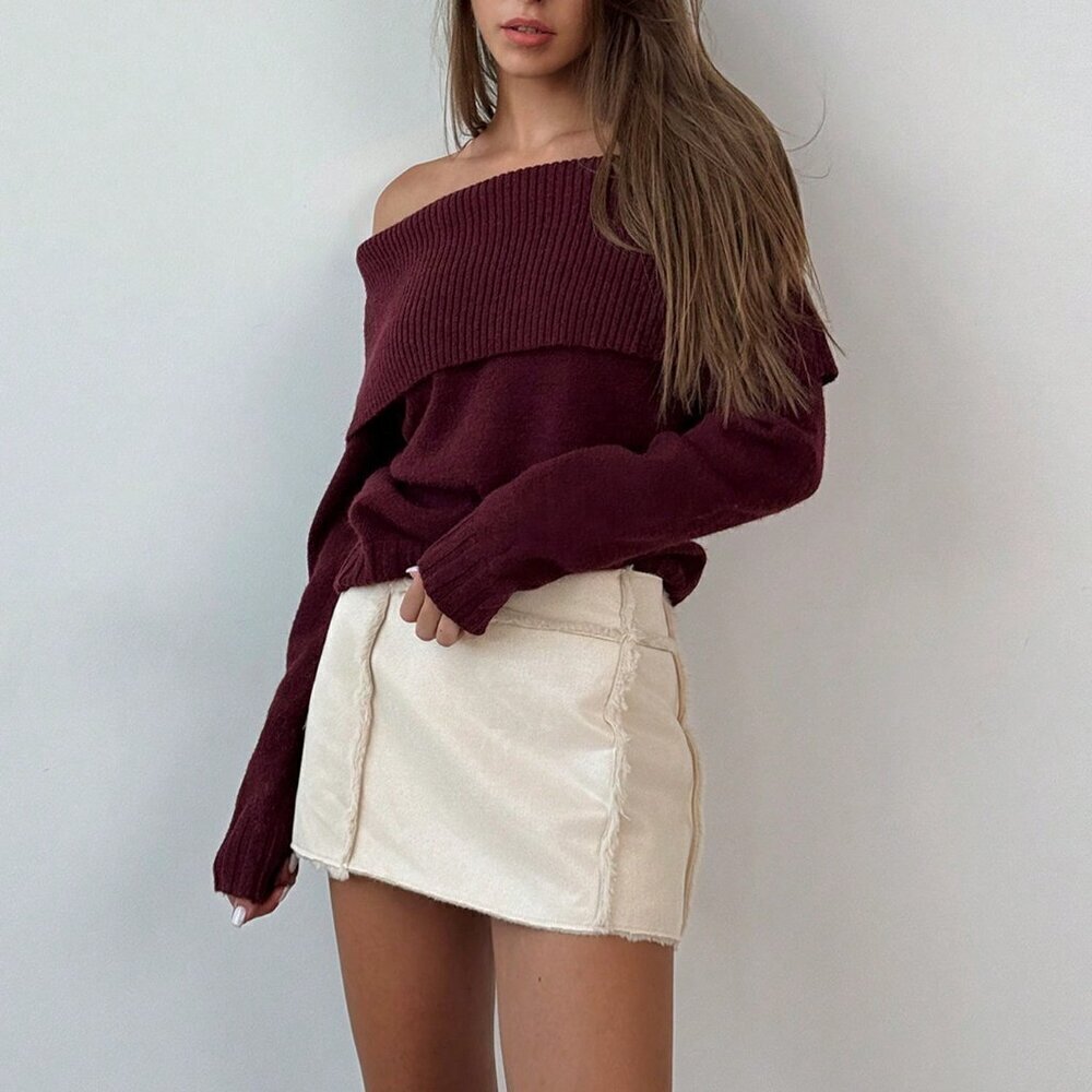 Burgundy Casual Women's Off-Shoulder Long-Sleeved Knitted Sweater